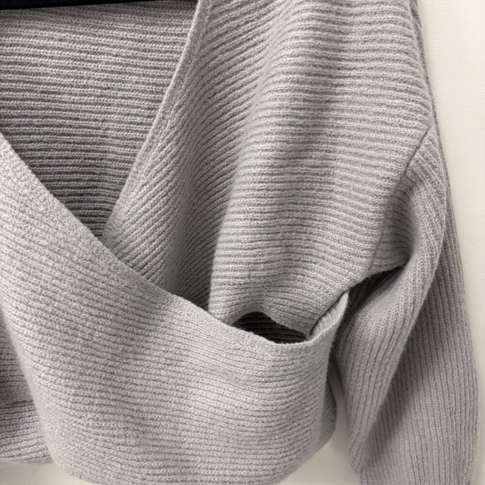 Lululemon Brushed Cotton Reversible Crossover Sweater in Silver Drop - Picture 3 of 6